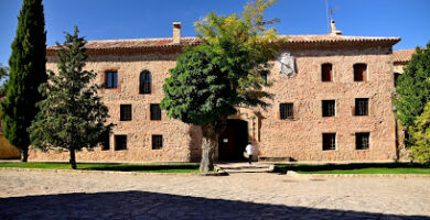 listadodeiglesias.com